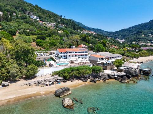 Agios Gordios Apartment | Kostas Beachfront Suite