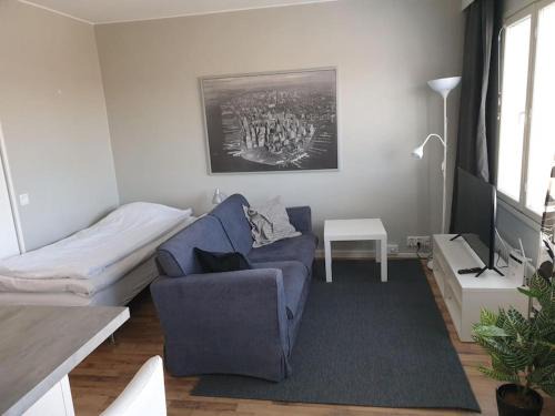 Raisio Apartment | Kotimaailma - Cosy studio for 2