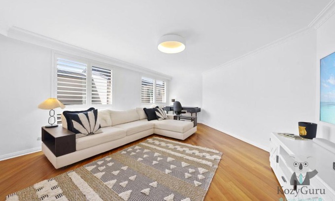 Bellevue Hill Apartment | KozyGuru Bellevue Hill Lovely 2 Bed Apt Free Parking NBH214