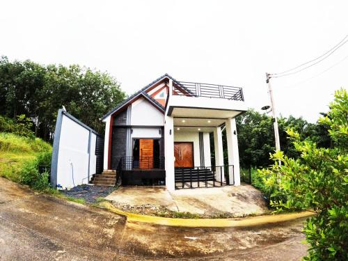 Chaweng City Center House | Krabi Top Sea Hill Villa