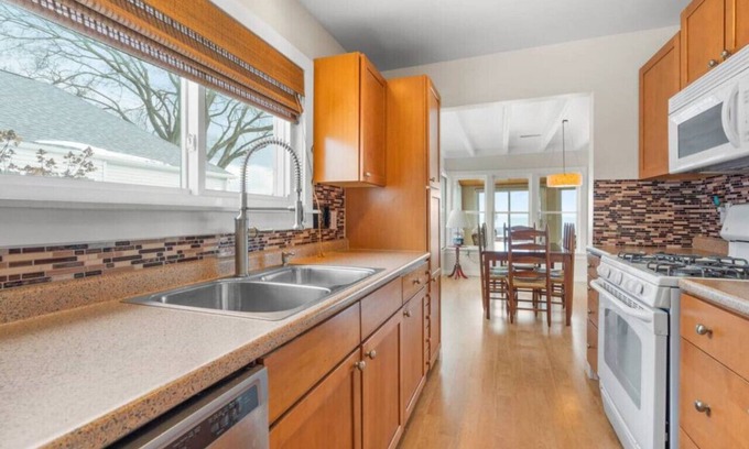 Port Sanilac Apartment | Krusty Krab! Lakefront Getaway, Walk to Downtown!