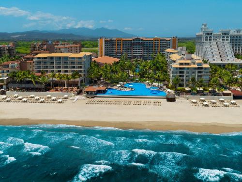Flamingos Resort | Krystal Grand Nuevo Vallarta