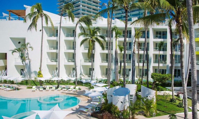 North Hotel Zone Hotel | Krystal Grand Puerto Vallarta - All Inclusive