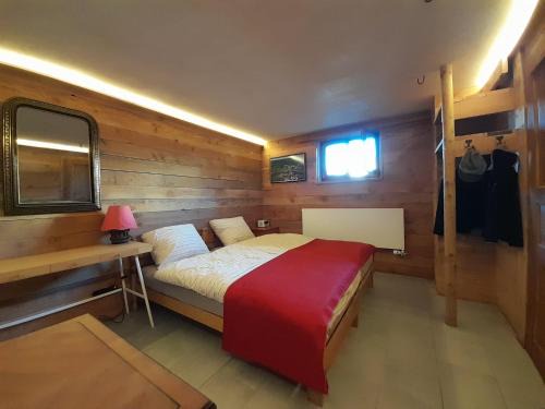 Nenzlingen Apartment | Kuhstall Suite mit Bad