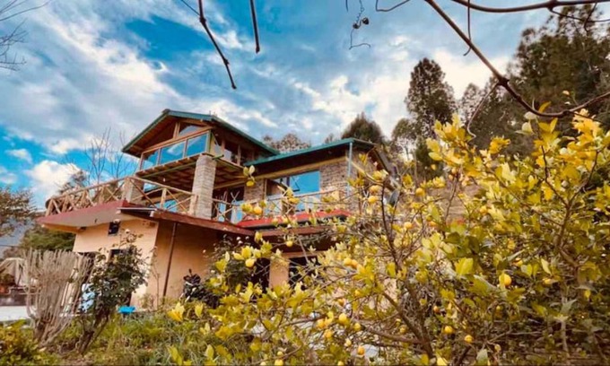 Almora House | Kumaoni Roots