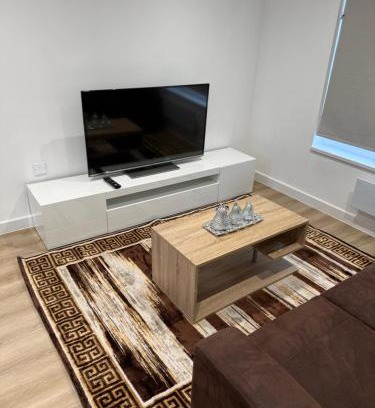 Bellingham Apartment | Kunzu terrace