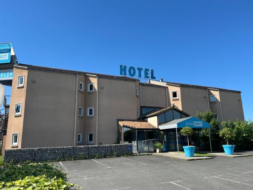 Chaintre Hotel | Kyriad Direct Macon Sud