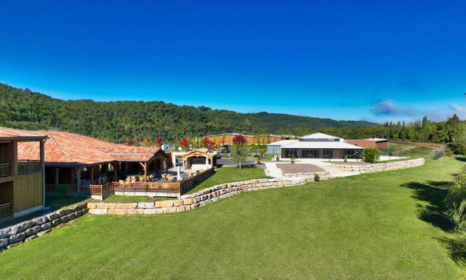 Boulazac-Isle-Manoire Hotel | KYRIAD Périgueux - Boulazac