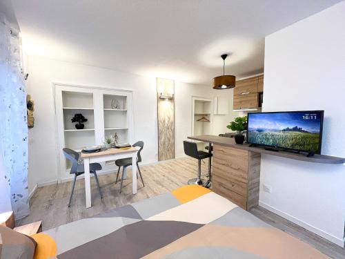 Belfort Apartment | L 'Éclat Doré - Studio - Proche Gare - 2 P