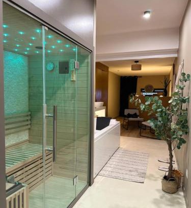 Plein Sud Apartment | L'Écrin Bohème - Jacuzzi & Sauna - Amiens