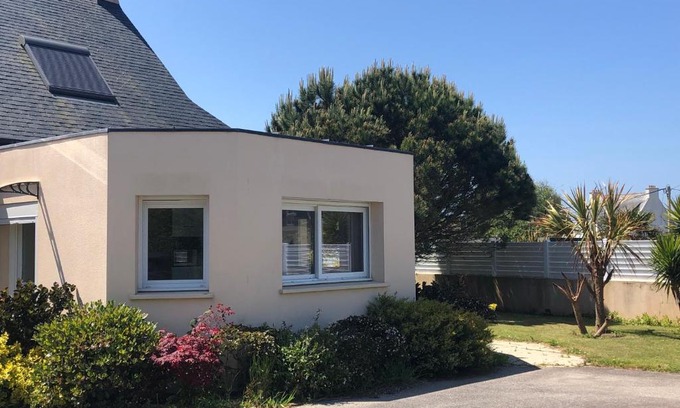 Ploudalmezeau Apartment | L’évidence