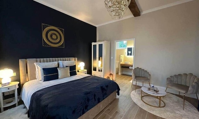 Crecy-sur-Serre Villa | L’Agate bleue (suite)