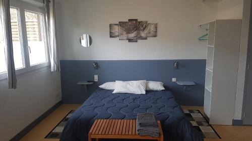 Saint-Martial-de-Valette Hotel | L'Agrion Bleu