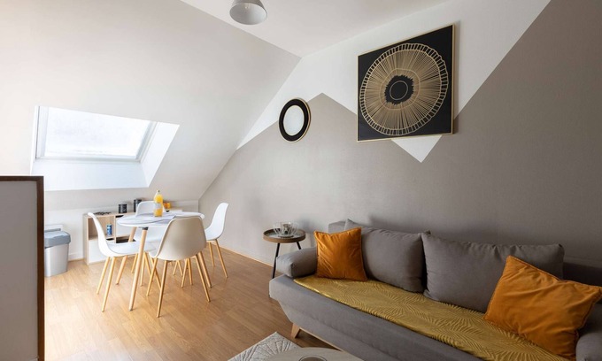 Republique Apartment | L'appart K-shmire -wifi Fibre- Checkin Auto- 4 p