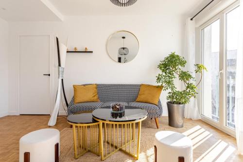 Montjuzet Apartment | L'appart le 19 , F3 proche centre vue cathédrale, 2 chambres