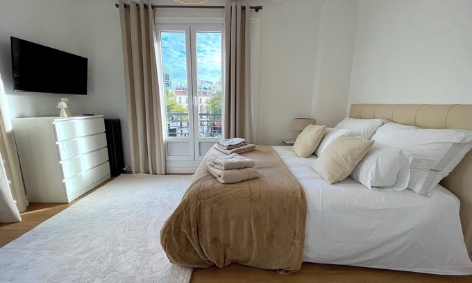 Prince–Marmottan Apartment | L'appartement Edouard