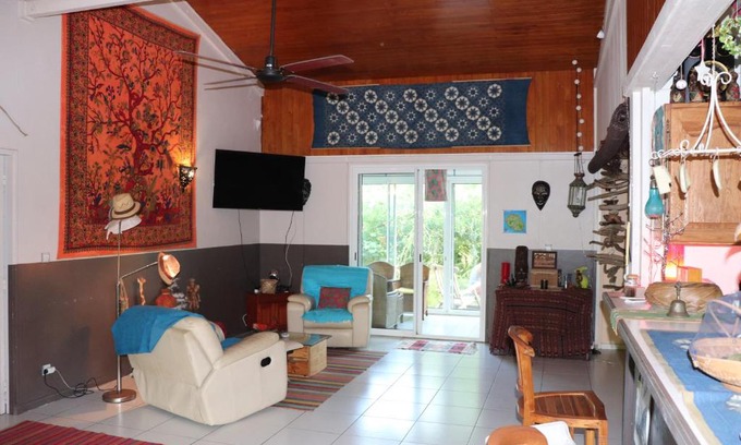 Saint-Joseph Bed & Breakfast | L'Arbre de Vie