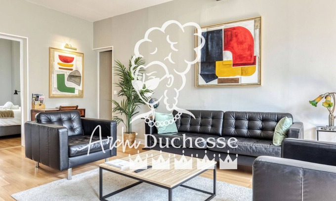 Quartier Vieux Marche-Cathedrale Apartment | L'Astrolabe - superbe appartement, vue Cathédrale