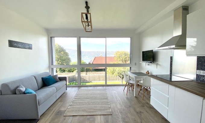 Veyrier-du-Lac Apartment | L'Atelier des Rêves