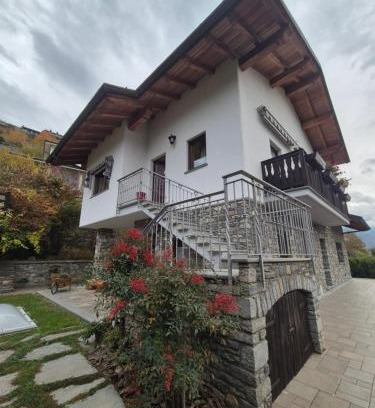 Montan-Angelin-Arensod House | L'Atelier du Temps - La Sarrolein