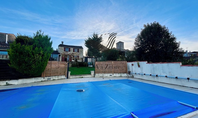 Champagne House | L'Envol - Spacious house with private pool