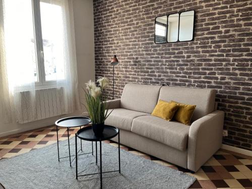 Goussainville Apartment | L'Escale - Airport - Paris