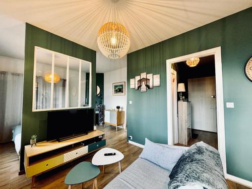 Saint-Helier Apartment | L ESCALE, grand studio près de la gare