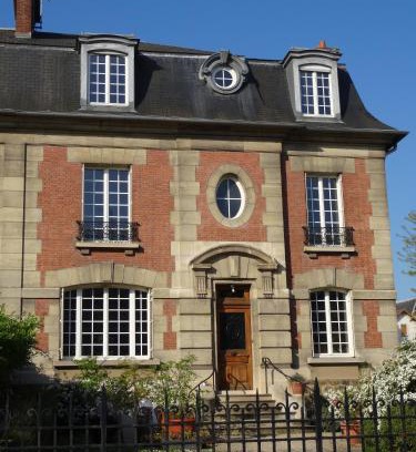 Asnieres-sur-Seine House | L'Hôtel Particulier - Paris Asnières
