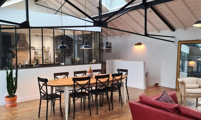 Vertou House | L'indus - Maison type loft proche rivière