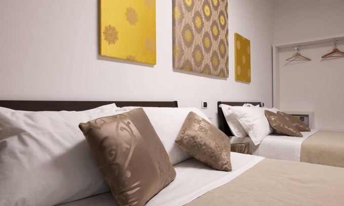 Centro Storico Bed & Breakfast | L'Insolita Reggia