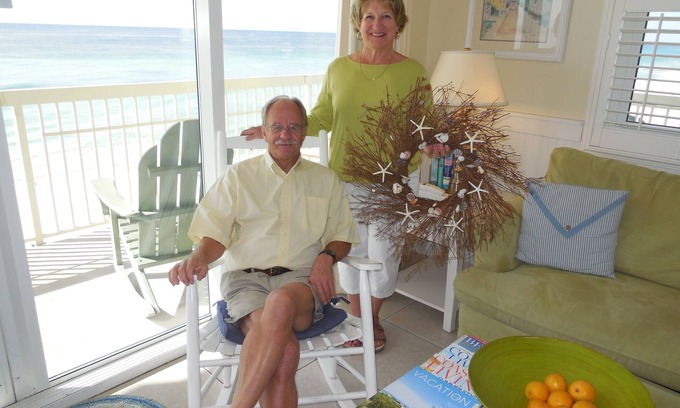 Miramar Beach Condo | L@K, Right on the water, 3Bdrm/3Ba, 5thFl, FALL BREAK available, very clean