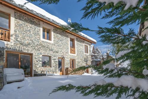 Huez-en-Oisans Ski Chalet | L'Oisans Bleu chalet pied des pistes Alpe d'Huez