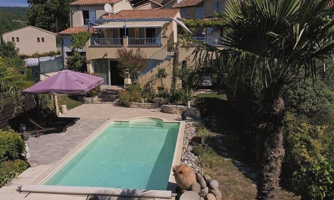 Sigonce House | L'Oustaou, house sleeping 8 with private swimming pool.