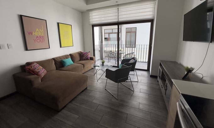 Zona 16 Apartment | L1C - Apto in Cayala for 4 guests