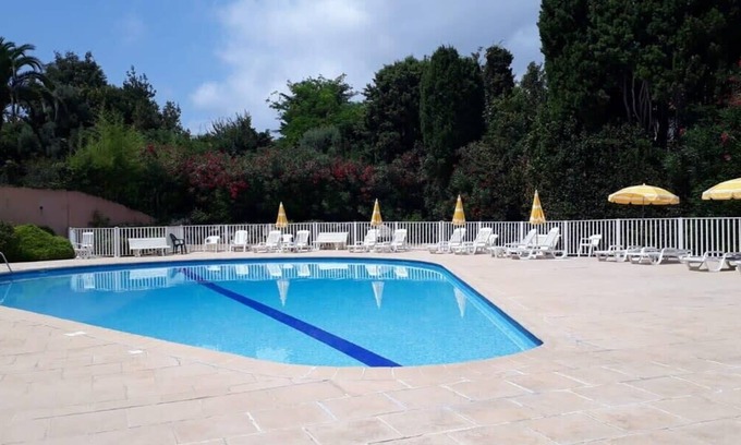 Antibes Apartment | LA BADINE Studio AirCo Pool for 2 By Sunset