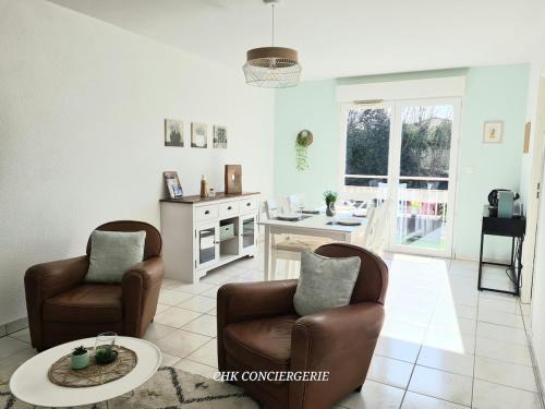 Pouzauges Apartment | La Balière T3 rénové terrasse 20min du Puy duFou