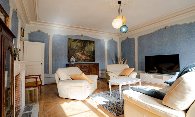 Nevers House | La Belle D'huban- Hôtel Particulier Xv-xixième