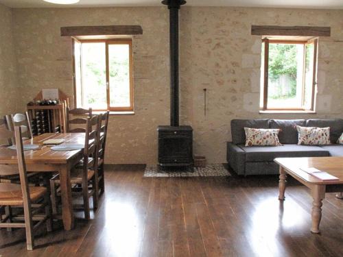 Pessac-sur-Dordogne House | La Bergerie