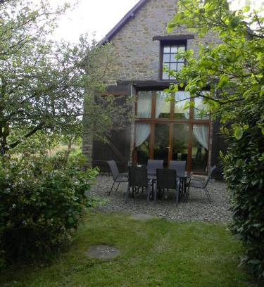 Bazouges-la-Perouse House | La Boucharderie