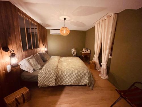 Moussy Bed & Breakfast | LA CABANE AFFRANCHIE