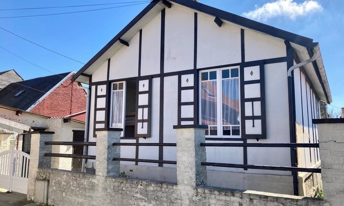 Dieppe House | La Cabane de Bonsecours