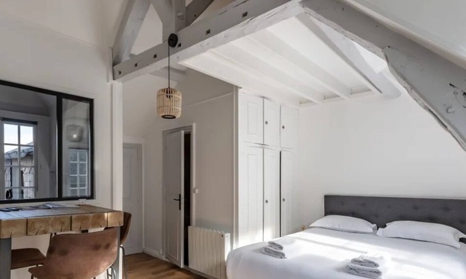 Honfleur Apartment | La Capucine | Lovely Studio | City Center