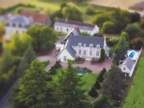 Charentilly Bed & Breakfast | La Carrière