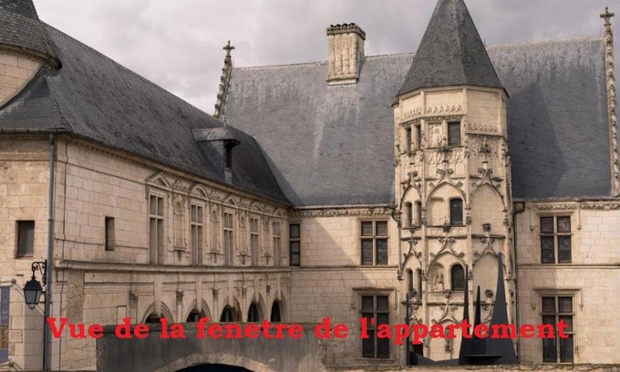 Bourges Apartment | la Casa D'estève