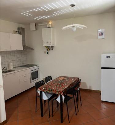 Santa Maria del Giudice Apartment | La casa del Geko rosa