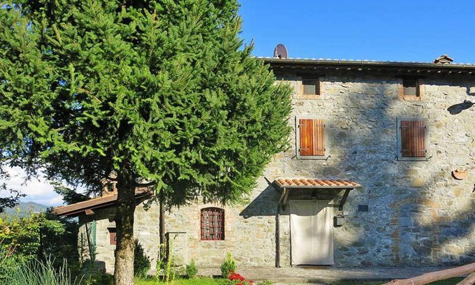 Piazza al Serchio House | La casa del girasole