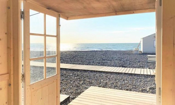 Criel-sur-Mer Bed & Breakfast | La Casanyeres B&B - Normandy countryside - 5min/Mer - Beach Cabin