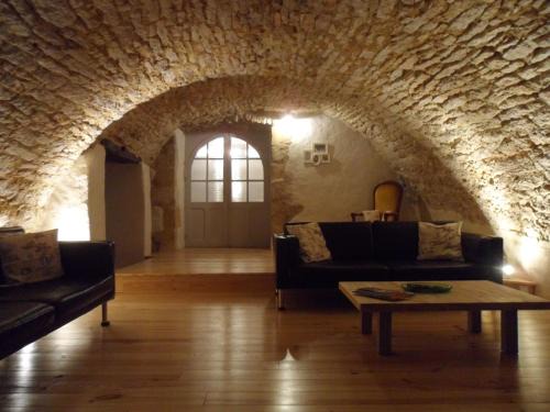 Carlux House | La Cave