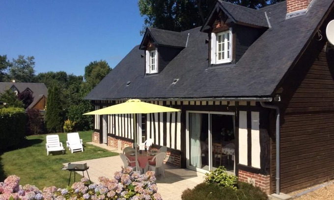 Canouville House | La Charetterie - CANOUVILLE