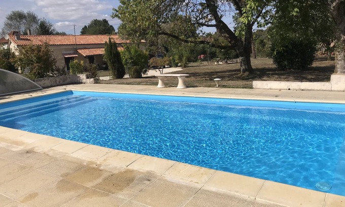 Boisne-la-Tude House | LA CHARMETTE rural cottage with swimming pool: ideal for holidays or remote work